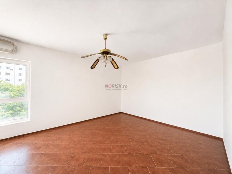 Gorjului, renoveaza-l pe gustul tau, 3 camere, 84,3 mp utili, metrou Gorjului la 2 minute.