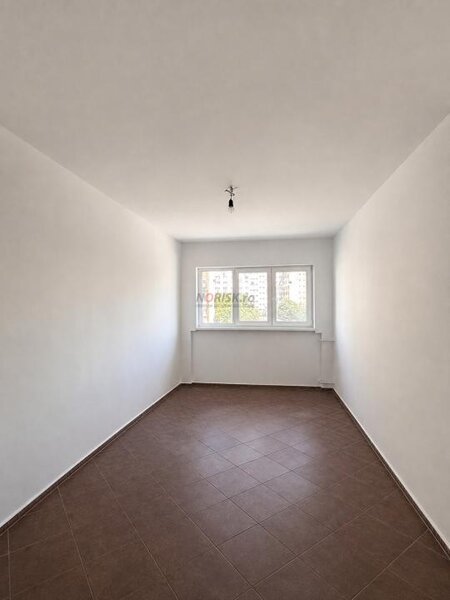 Gorjului, renoveaza-l pe gustul tau, 3 camere, 84,3 mp utili, metrou Gorjului la 2 minute.