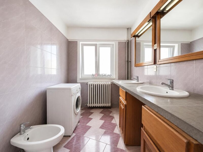 Gorjului, renoveaza-l pe gustul tau, 3 camere, 84,3 mp utili, metrou Gorjului la 2 minute.