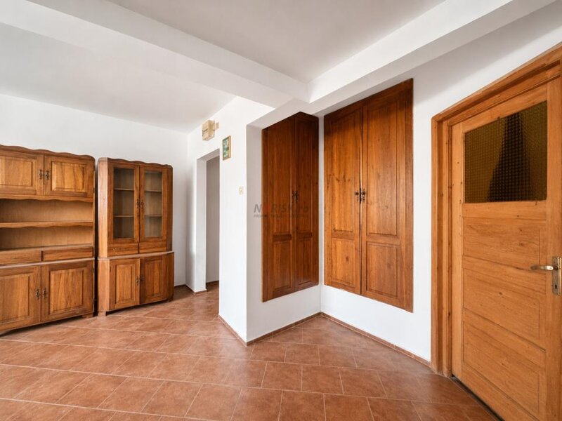 Gorjului, renoveaza-l pe gustul tau, 3 camere, 84,3 mp utili, metrou Gorjului la 2 minute.