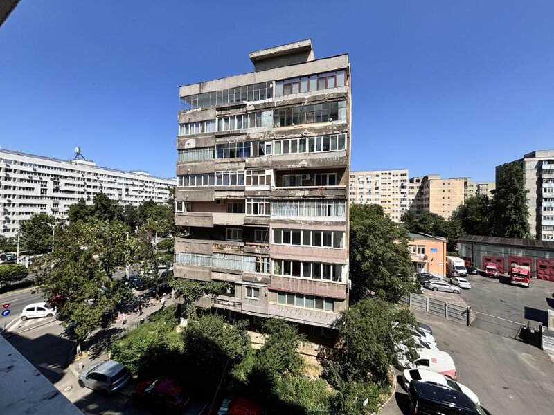 Gorjului, renoveaza-l pe gustul tau, 3 camere, 84,3 mp utili, metrou Gorjului la 2 minute.